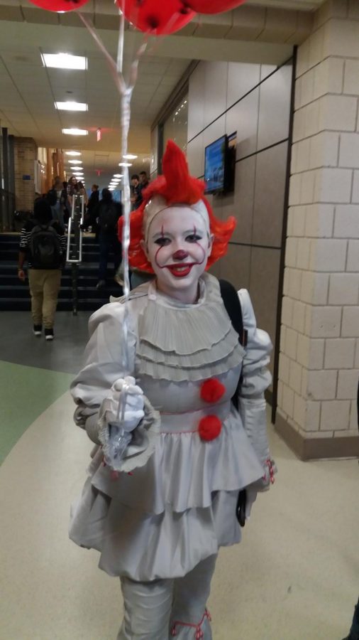Senior Cassidy Harty dressed up as Pennywise the Clown